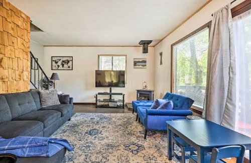 Walk to Lake Game Room Getaway in Pocono Summit! - Foto 11