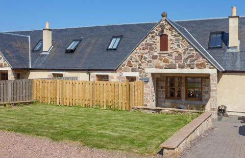 Honeysuckle Cottage at Williamscraig Holiday Cottages - Foto 1