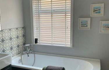 Beautiful 3 bedroom house close to Lowestofts south beach - Foto 26