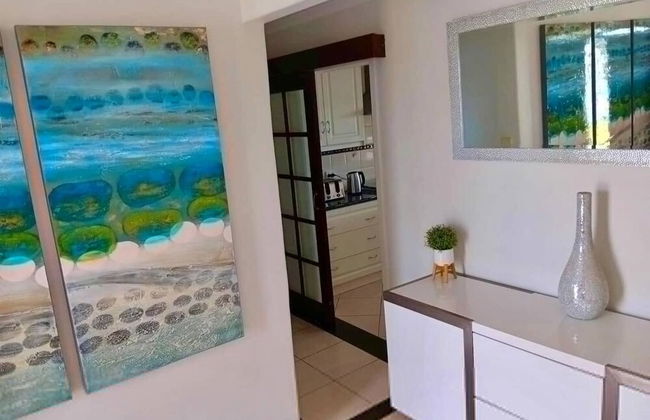 The Ultimate Poolside Escape - Pet Friendly - Foto 12