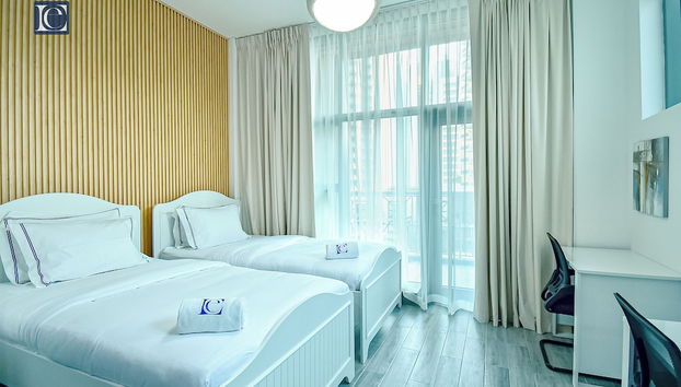 Elegant 3BR Apt. 4 Balconies in 29 Blvd - Foto 5, Habitación