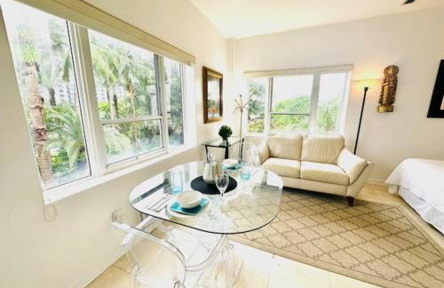 South Beach Paradise Jr Suite next to Convention Center - Foto 1