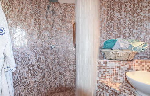 5 Bedroom Lovely Home In Lucera - Foto 34