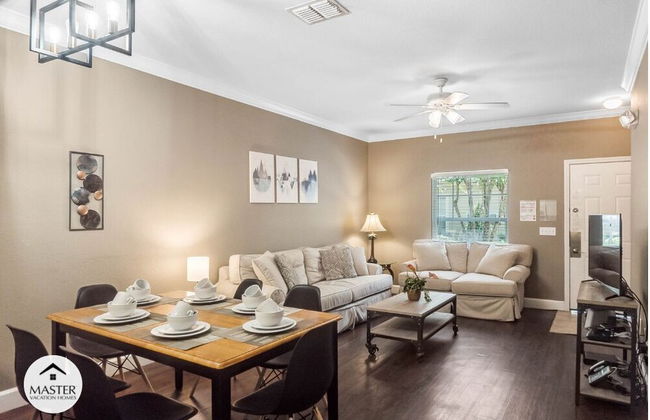 3 Bedrooms S / Lucaya Village Townhouse by RedAwning - Foto 19