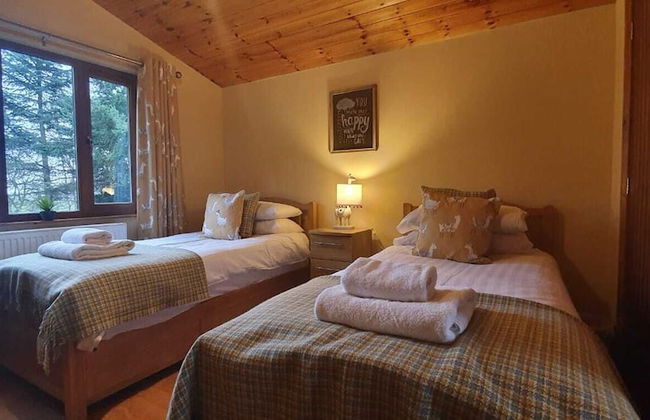 Kingfisher Lodge With Hot Tub Near Cupar, Fife - Foto 3