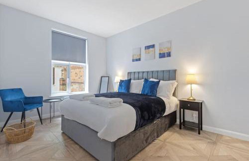 Modern Apartment Off-Road Parking King Bed Suite 1 - Foto 1