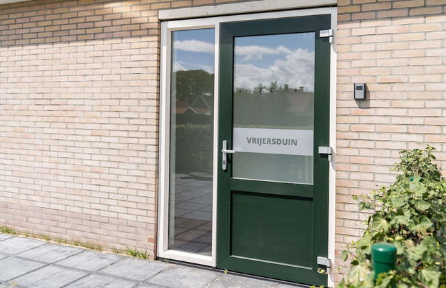 Luxurious 20-person Apartment on Ameland - Photo 4