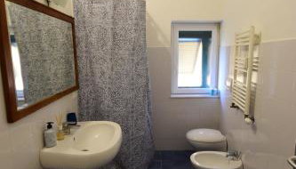La Casa sulla Mattonata accogliente appartamento su una tipica creuza genovese con splendida vista e a pochi passi dalla Stazione Principe - Foto 4, Shower