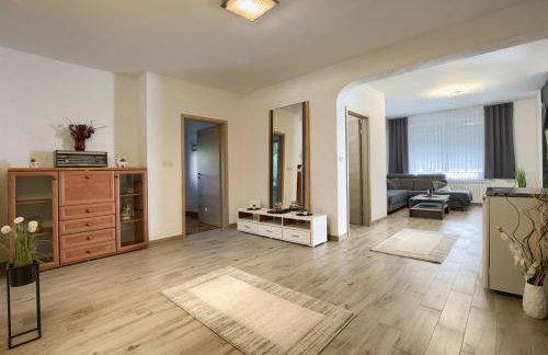 Apartment Buddy - Photo 25