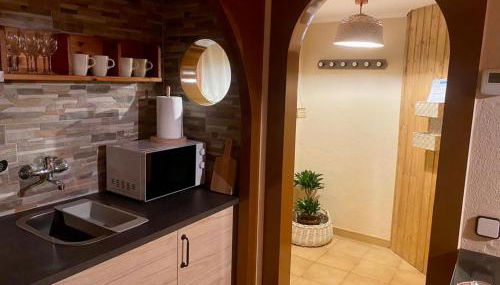 Els Marges - Foto 3, minibar