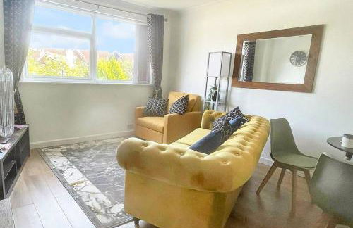 Peaceful first floor apartment close to town centre - Foto 19