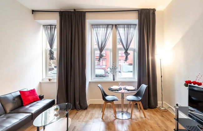 Stunning Newly Furnished Ground Floor Apartment - Foto 7