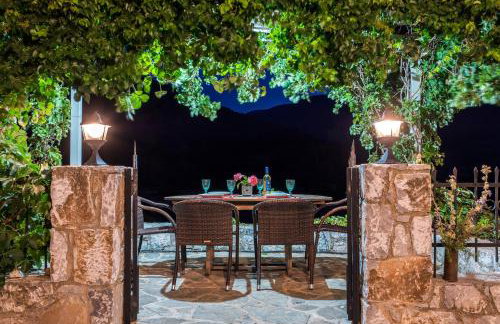 Private Stone villa-Pool and Maountain view - Photo 4