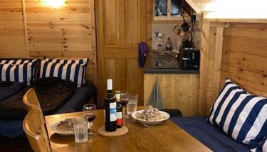 Holly Tree Glamping Cabins - Foto 3