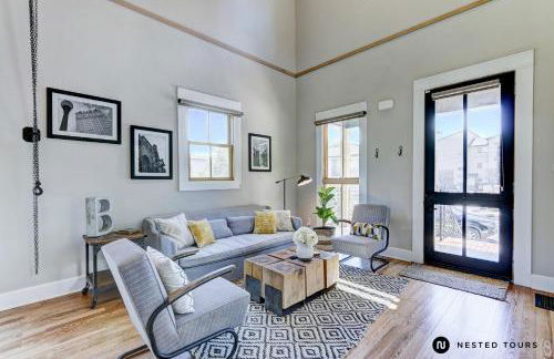 The Shotgun House from Fixer Upper - 800 5-Stars - Steps to Silos, BU, & Downtown - Foto 6