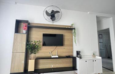 Casa de bairro tranquilo 1 a 10 pessoas com ótima localização e vigia de rua - Foto 8