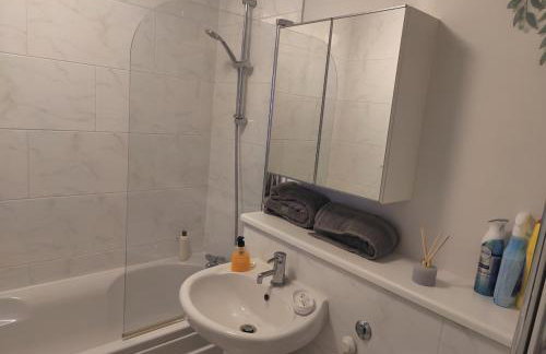 PENTHOUSE APARTMENT - FREE GARAGED Parking - BALCONY - GYM - Foto 12