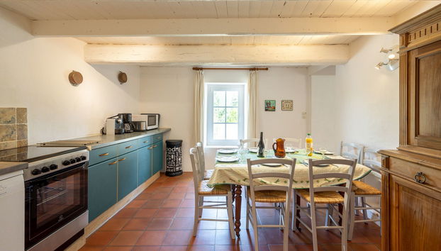 Kitchen / Dining Room
