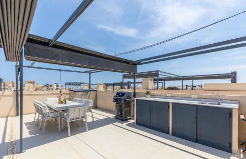 2BD Coastal Gem with Pool & Terrace - Torre de la Horadada - Foto 29