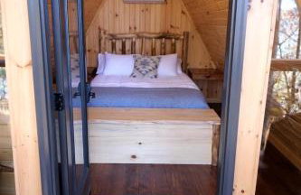 Cozy Tree Cabin with Wonderful Views from the Deck by Tappan Lake in Ohio - Foto 6