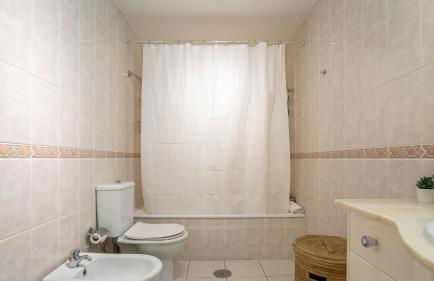 Infante Cozy 1BR w Parking by LovelyStay - Foto 13