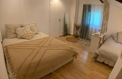 Appartement 65m2 à Callian, 2 Chambres, Parking Gratuit, Proche Lac et Cannes - Foto 13