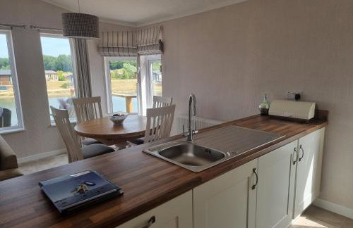 Luxury 2-Bed Lodge in Routh HotTub & Pet Friendly - Foto 14