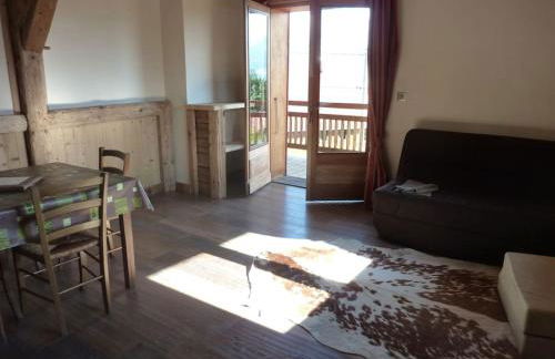 Premier étage d'une ferme rénovée - Foto 11