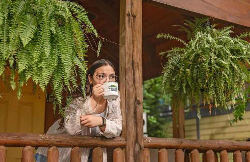 Ani Cabin Tiny Home Bordered By National Forest - Foto 19