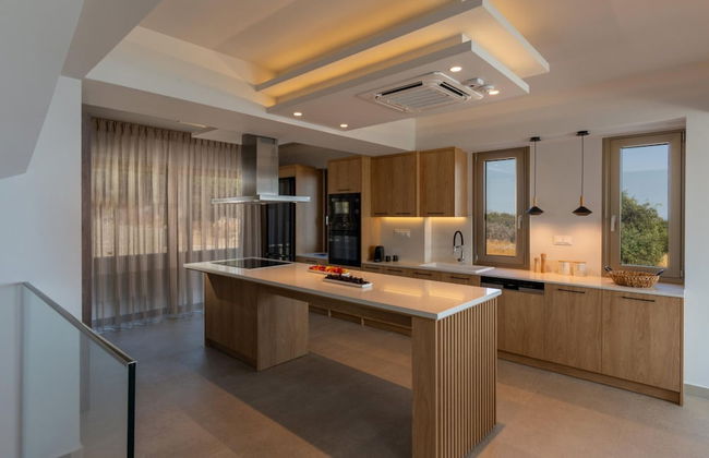 Villa Onyx - With Private Heated Pool - Foto 9