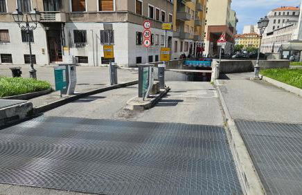 Residence Neverin City Center with Garage near Piazza Unità & Train Station - Foto 68