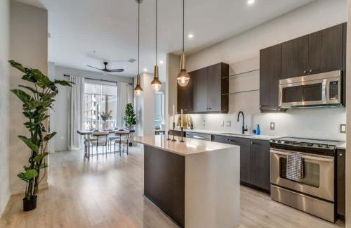 Chic 1 Bed Apt on McKinney Ave - Foto 7