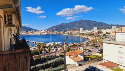 Magnifique appartement avec balcon vue mer à l'entrée d'Ajaccio - Photo 2