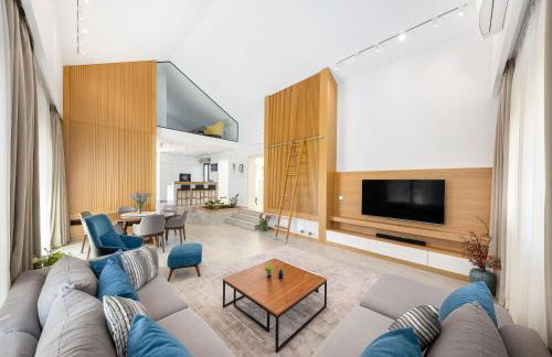 Villa True Oasis with Heated Pool - Photo 33