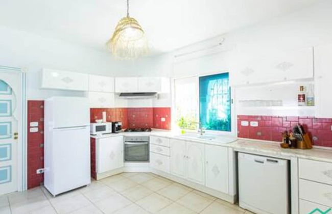 Dar Barsha Beach Front White Sand and Happiness - Foto 20