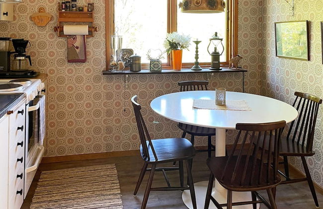 Bright Holiday House by the Lake - Photo 6