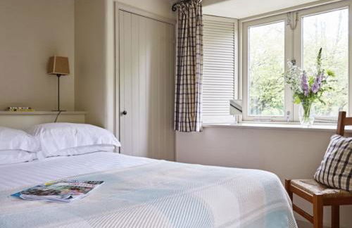 Yennadon Barn - Photo 4