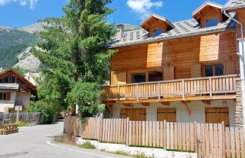 Magnifique duplex au pied des pistes, rénové dans maison de pays - Photo 1