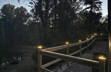 Majestic Cottage Estate with Indoor Heated Pool - Foto 36