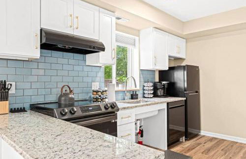 1st Floor 1BR Flat, King Bed, End Unit - Foto 16