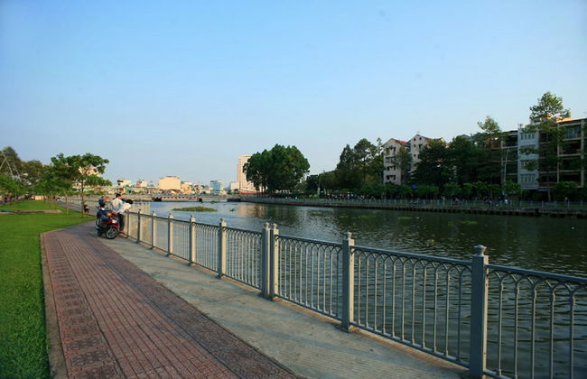 Your Home Serviced Apartment - Photo 20