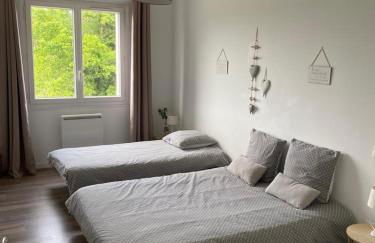 Logement à Brive proche centre-ville et campagne - climatisation, Wifi, coin exterieur et parking privés - Foto 12