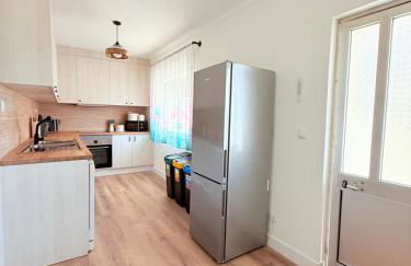 Moradia com escada e Jardim, Piscina Maio 2026 - Foto 46