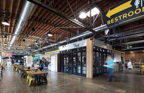 Modern King Bed 5 mins to Downtown - Foto 55