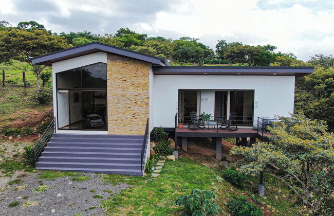 Nambi Monteverde - Foto 20