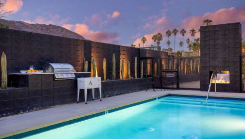 Blackhaus Suites by AvantStay – Modern Comfort in Downtown Palm Springs - Foto 2, Other