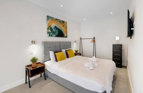 Luxury 5 Bedroom, 4 Bathroom Home in Purley - Foto 35