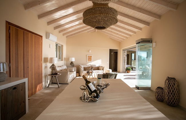 Villa Elysium Parga Luxury Detached Property in Private Grounds - Photo 8