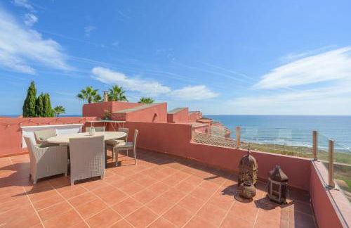 Beautiful Frontline beach Townhouse - Photo 46