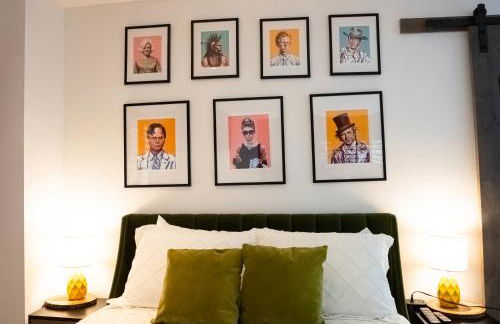 The Mighty Pines Retreat + Large Patio + BBQ+View! - Foto 23